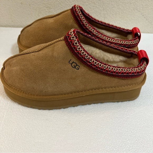 UGG Tan Slippers with Red Trim - Picture 2 of 12